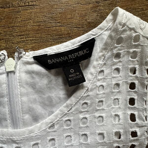 Women's Banana Republic White Eyelet Dress Size 0 Clearance